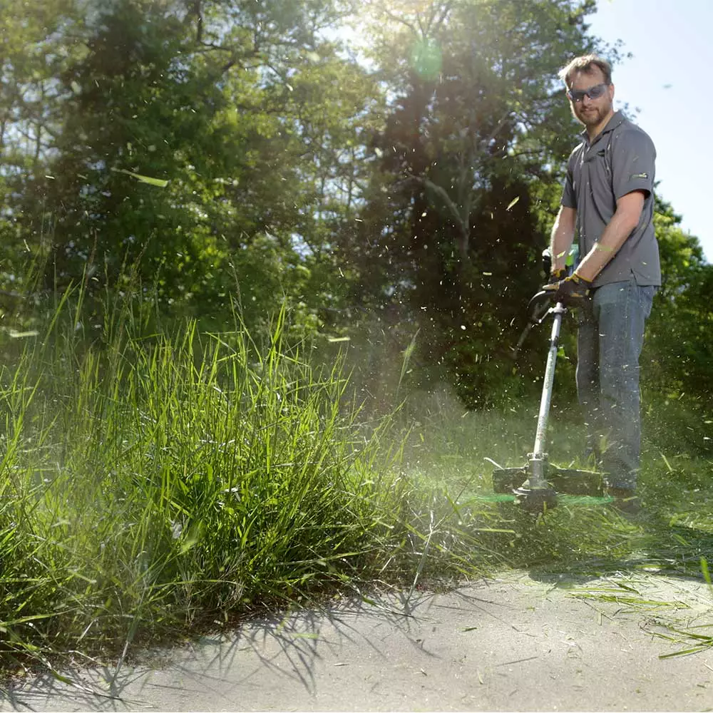 GreenWorks GST80321 80-Volt 16-Inch DigiPro Cordless String Trimmer Kit -2101102 14 GreenWorks GST80321 80-Volt 16-Inch DigiPro Cordless String Trimmer Kit -2101102