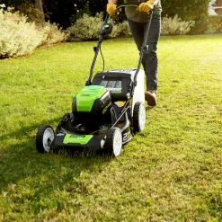 Lawn & Outdoor Power GreenWorks GLM801600 80-Volt 21-Inch 3-in-1 Cordless Lawn Mower Kit - 2500402 7 Lawn & Outdoor Power GreenWorks GLM801600 80-Volt 21-Inch 3-in-1 Cordless Lawn Mower Kit - 2500402