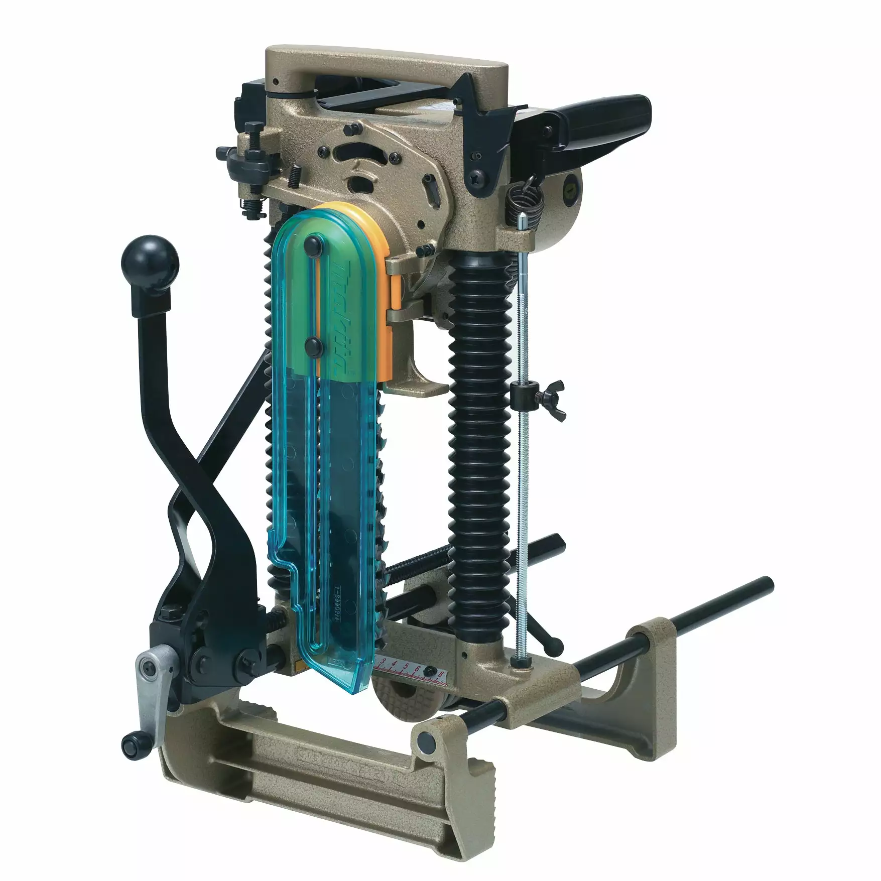 Tools & Equipment Makita 7104L Powerful 12 Amp Motor Extremely Portable Chain Mortiser 3 Tools & Equipment Makita 7104L Powerful 12 Amp Motor Extremely Portable Chain Mortiser