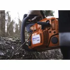 Lawn & Outdoor Power Husqvarna 967166003 40.9cc 18" 440 Smart Start Gasoline Chain Saw 12 Lawn & Outdoor Power Husqvarna 967166003 40.9cc 18