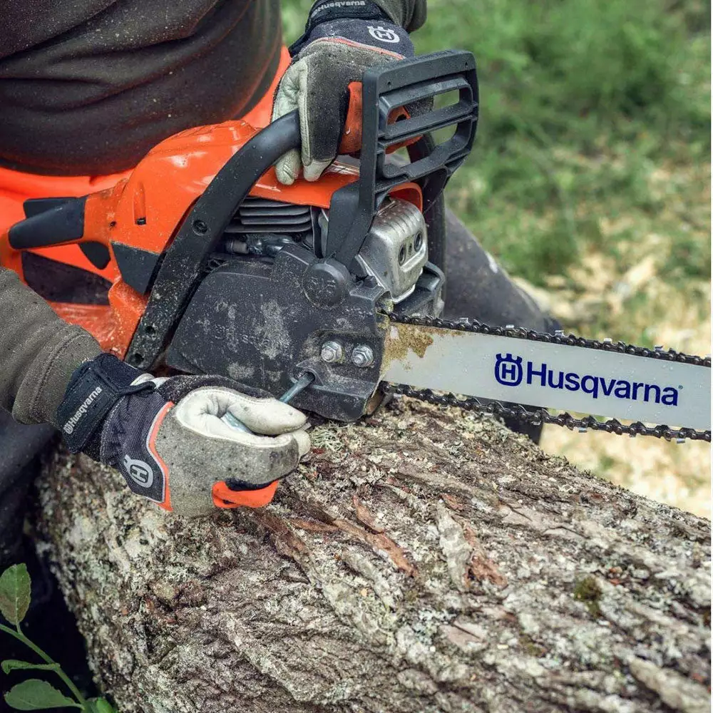 Husqvarna 967861816 135 Mark II 38cc 16" 2 Cycle Gas Powered Chainsaw Lawn & Outdoor Power 5 Husqvarna 967861816 135 Mark II 38cc 16" 2 Cycle Gas Powered Chainsaw Lawn & Outdoor Power