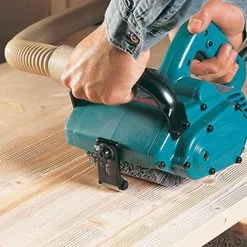 Makita 9741 7.8 Amp Corded Well Balanced Wheel Sander