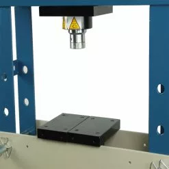 Baileigh 1004816 HSP-30A 30 Ton Pneumatic/Hand Operated H-Frame Press