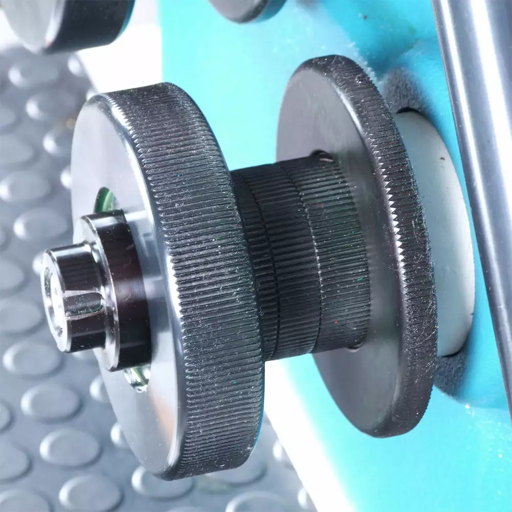 Baileigh 1006852 R-M40 220V Variable Speed Ring Roll Machine Bender 9 Baileigh 1006852 R-M40 220V Variable Speed Ring Roll Machine Bender