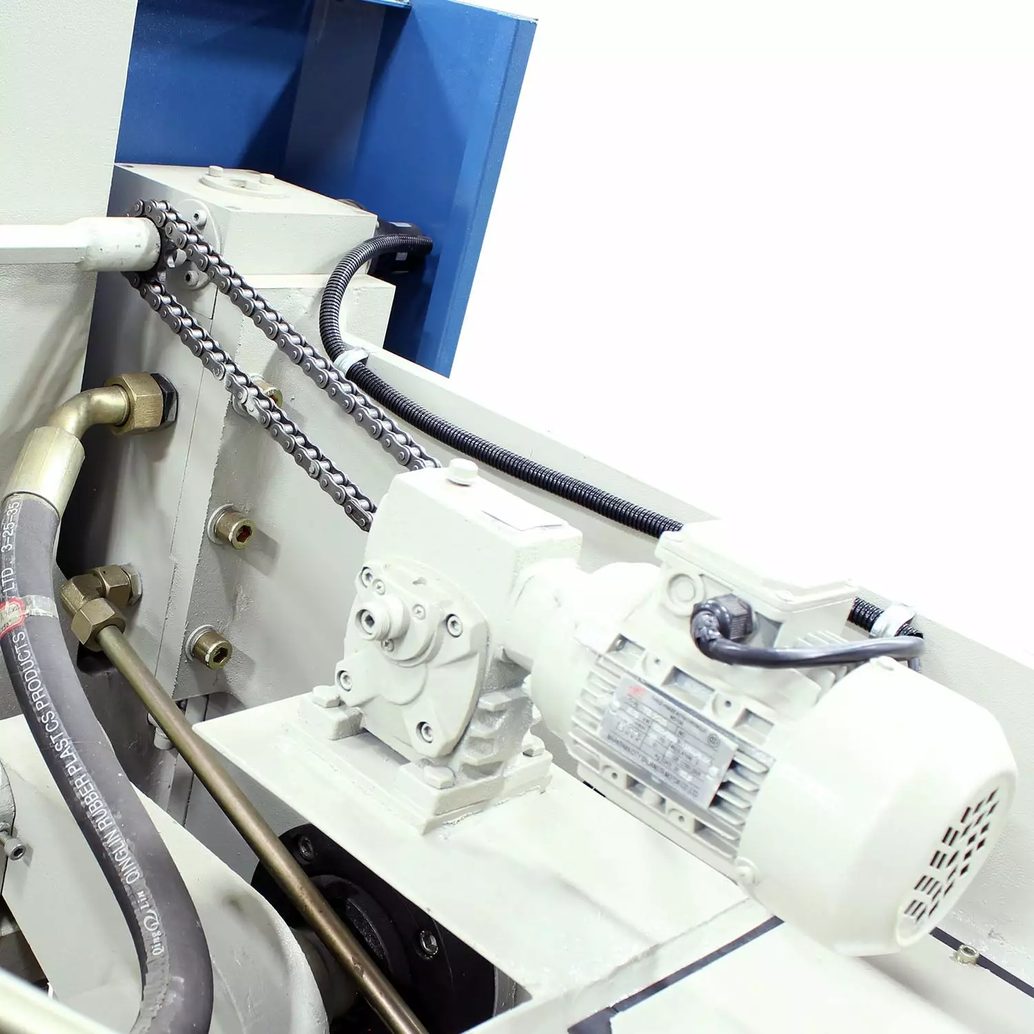 Tools & Equipment Baileigh 1020680 BP-3305CNC 33 Ton 63" 2 Axis CNC Press Brake 9 Tools & Equipment Baileigh 1020680 BP-3305CNC 33 Ton 63" 2 Axis CNC Press Brake