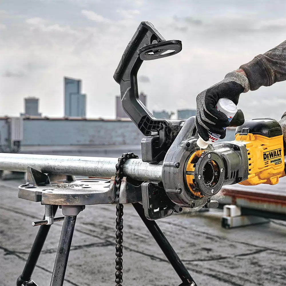 Tools & Equipment DeWALT DCE700X2K 60V MAX Lithium-Ion Cordless Pipe Threader Kit W/ Die Heads 8 Tools & Equipment DeWALT DCE700X2K 60V MAX Lithium-Ion Cordless Pipe Threader Kit W/ Die Heads