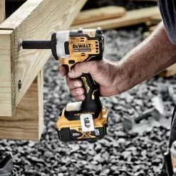 DeWALT DCF913B 20V 3/8