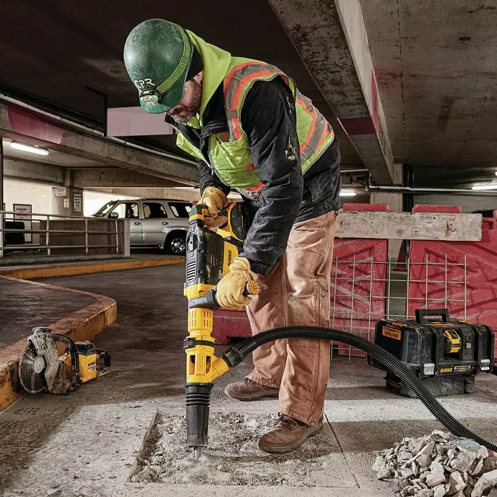 DeWALT DCH773Y2 60V FLEXVOLT 2 Inch SDS-Max Combination Hammer Kit 5 DeWALT DCH773Y2 60V FLEXVOLT 2 Inch SDS-Max Combination Hammer Kit