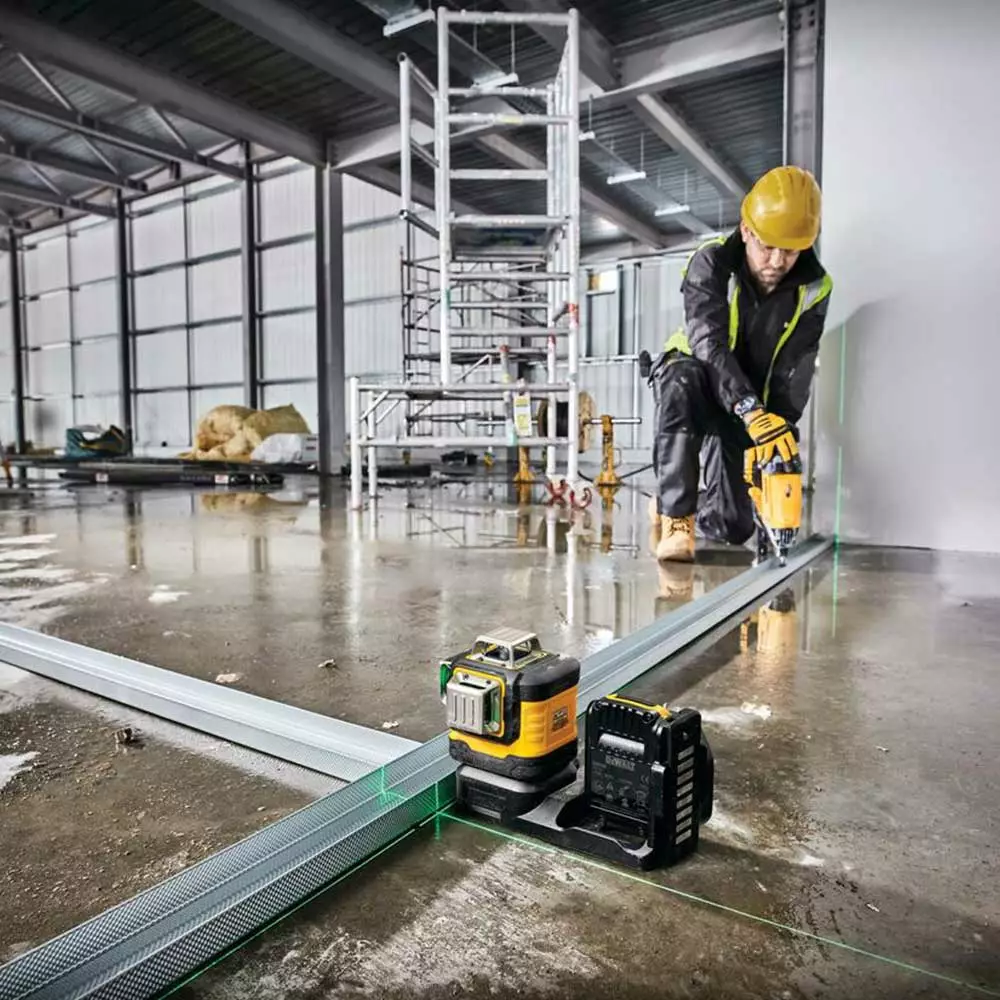 DeWALT DCLE34030GB 20V 3 X 360 Cordless Lithium-Ion Green Laser - Bare Tool Tools & Equipment 7 DeWALT DCLE34030GB 20V 3 X 360 Cordless Lithium-Ion Green Laser - Bare Tool Tools & Equipment