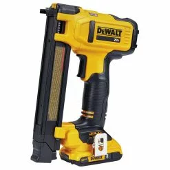 DeWALT DCN701D1 20V 1 Inch Cordless Electrician Wire Stapler Kit 18 DeWALT DCN701D1 20V 1 Inch Cordless Electrician Wire Stapler Kit