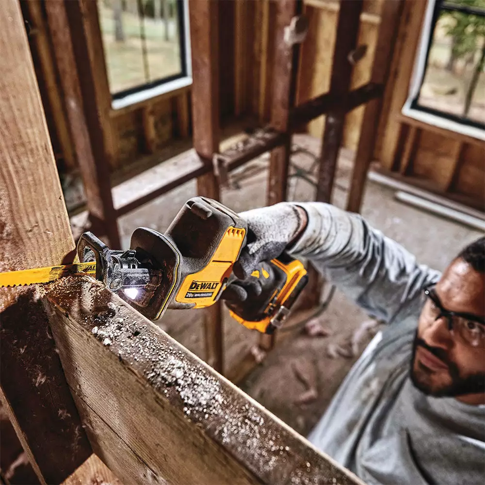 DeWALT DCS369P1 20V MAX Compact Cordless Li-Ion Reciprocating Saw ATOMIC Kit 7 DeWALT DCS369P1 20V MAX Compact Cordless Li-Ion Reciprocating Saw ATOMIC Kit