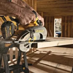 DeWALT DCS578X1 60V 7-1/4" MAX FLEXVOLT Cordless Circular Saw W/ Brake Kit Tools & Equipment 11 DeWALT DCS578X1 60V 7-1/4
