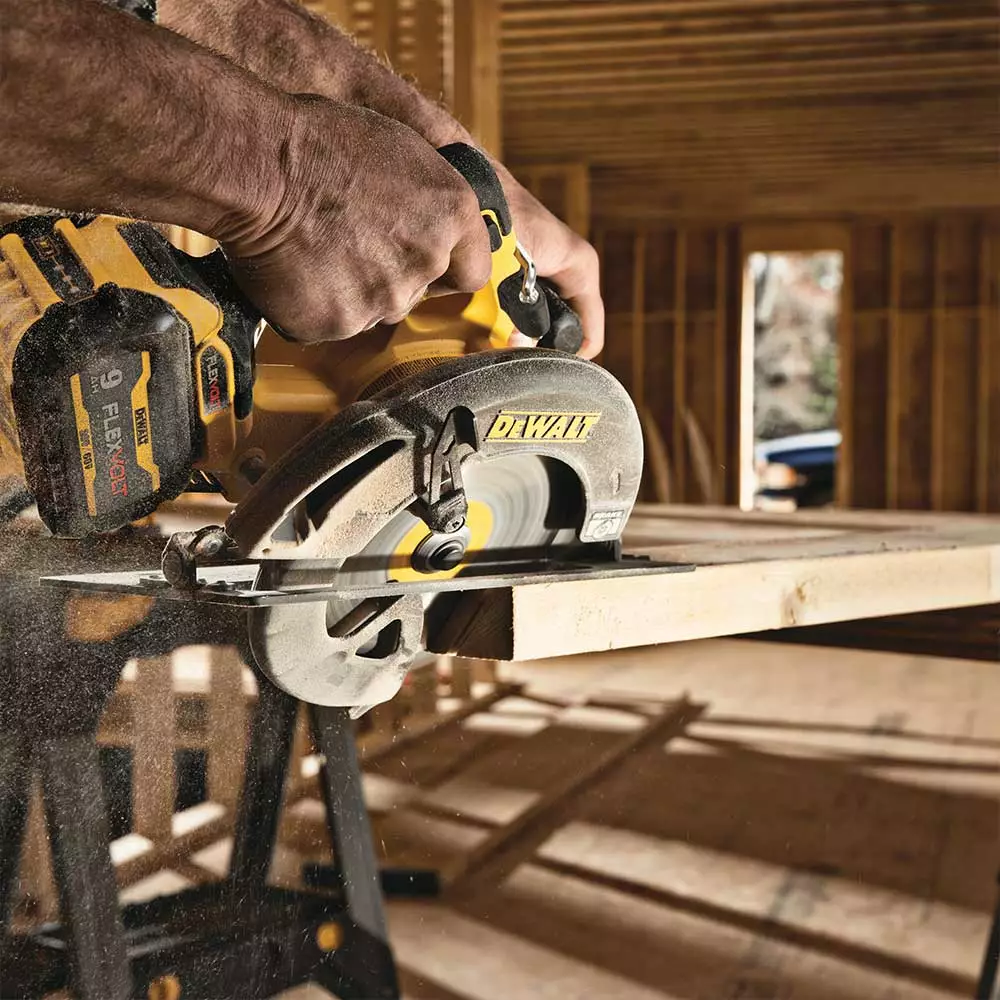DeWALT DCS578X2 60V 7-1/4" MAX FLEXVOLT Cordless Circular Saw W/ Brake Kit Tools & Equipment 7 DeWALT DCS578X2 60V 7-1/4" MAX FLEXVOLT Cordless Circular Saw W/ Brake Kit Tools & Equipment