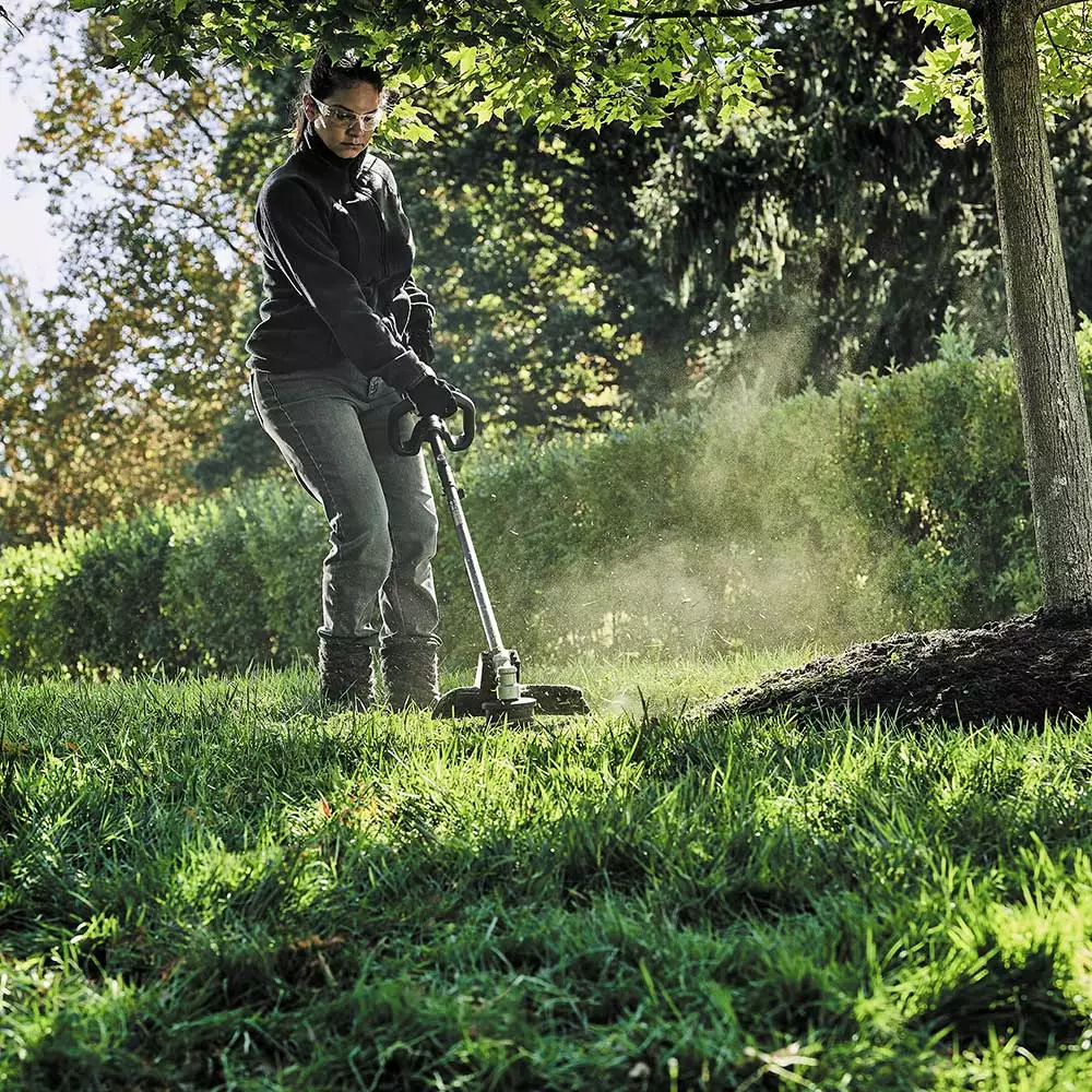 DeWALT DCST972X1 60V MAX 17" Brushless Attachment Capable String Trimmer Kit Lawn & Outdoor Power 12 DeWALT DCST972X1 60V MAX 17" Brushless Attachment Capable String Trimmer Kit Lawn & Outdoor Power