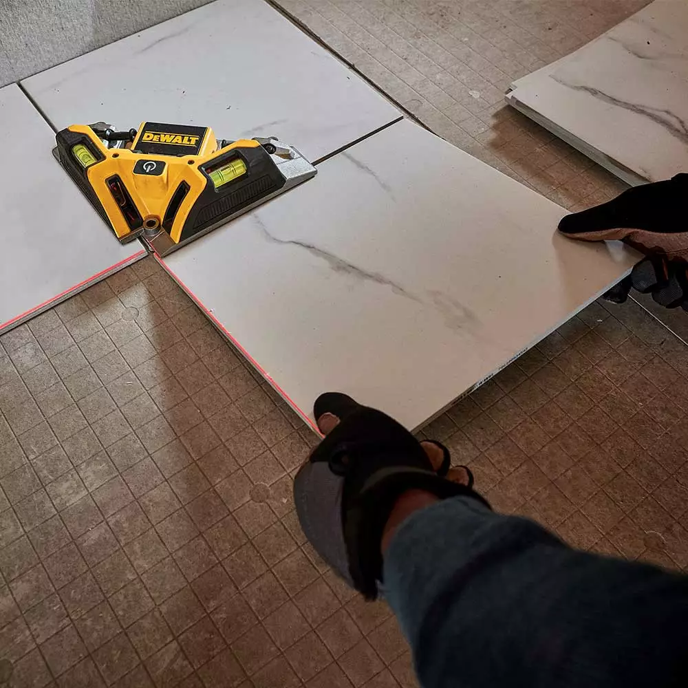 Tools & Equipment DeWALT DW0802 33' Durable Aluminum Laser Square W/ 3 Mounting Pins 8 Tools & Equipment DeWALT DW0802 33' Durable Aluminum Laser Square W/ 3 Mounting Pins