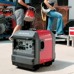 Honda EU3000IS 3,000 Watt Inverter Generator - Reconditioned Gasoline Generators