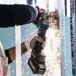 Makita GAG03M1 40V MAX XGT 4-1/2” / 5