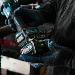 Tools & Equipment Makita GAG04M1 40V MAX XGT 4-1/2” / 5" Brushless Angle Grinder Kit W/ Brake 19 Tools & Equipment Makita GAG04M1 40V MAX XGT 4-1/2” / 5