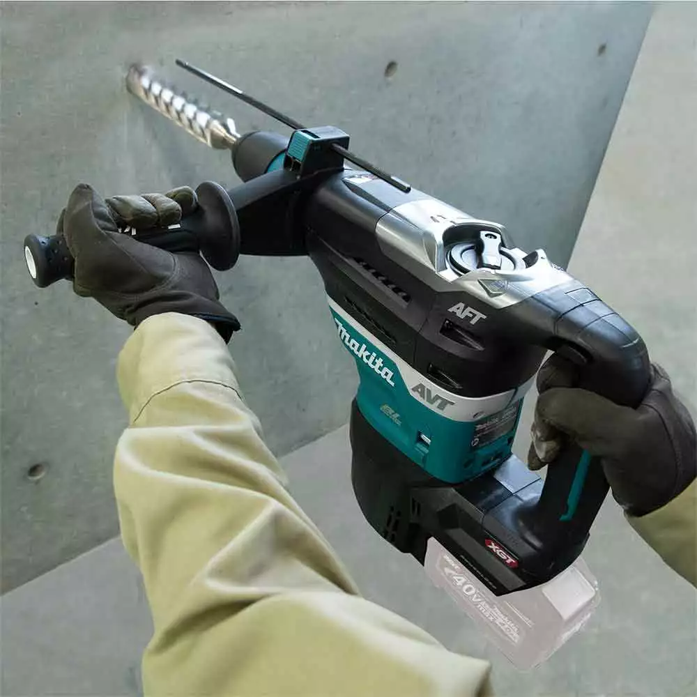 Makita GRH05Z 40V MAX XGT 1-9/16" Brushless Cordless AVT Rotary Hammer-Bare Tool 12 Makita GRH05Z 40V MAX XGT 1-9/16" Brushless Cordless AVT Rotary Hammer-Bare Tool