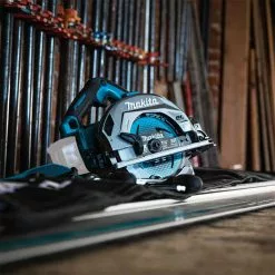 Makita GSH02Z 40V MAX XGT 7-1/4" Brushless Cordless Circular Saw - Bare Tool 11 Makita GSH02Z 40V MAX XGT 7-1/4