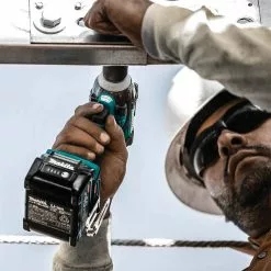 Tools & Equipment Makita GWT05D 40V MAX XGT 1/2" Sq. Brushless Cordless Drive Impact Wrench Kit 19 Tools & Equipment Makita GWT05D 40V MAX XGT 1/2