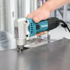 Makita JS1602 120 Volt 16 Gauge 3.3 Amp Barrel Grip Lock-On Electric Shear 5 Makita JS1602 120 Volt 16 Gauge 3.3 Amp Barrel Grip Lock-On Electric Shear