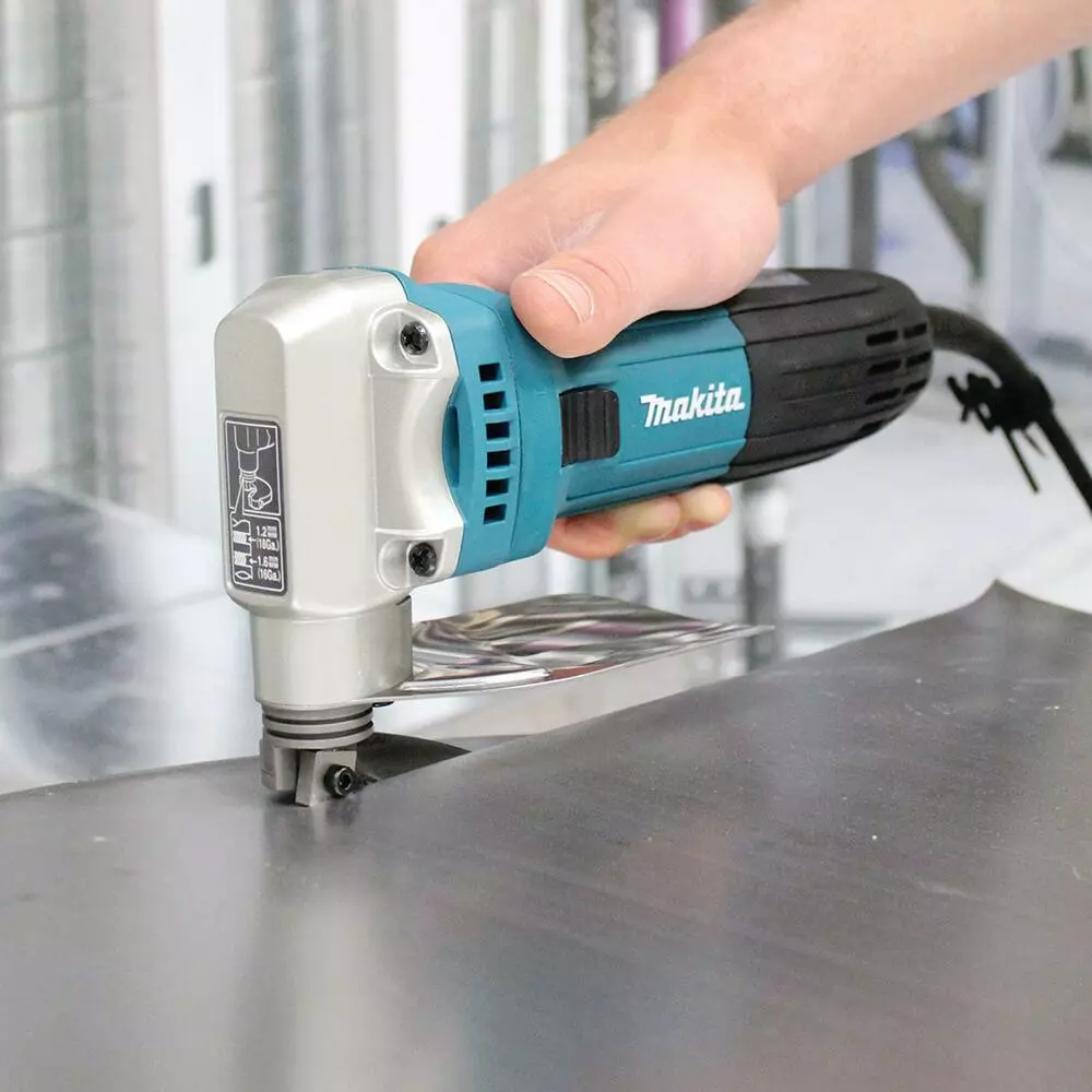 Makita JS1602 120 Volt 16 Gauge 3.3 Amp Barrel Grip Lock-On Electric Shear 4 Makita JS1602 120 Volt 16 Gauge 3.3 Amp Barrel Grip Lock-On Electric Shear