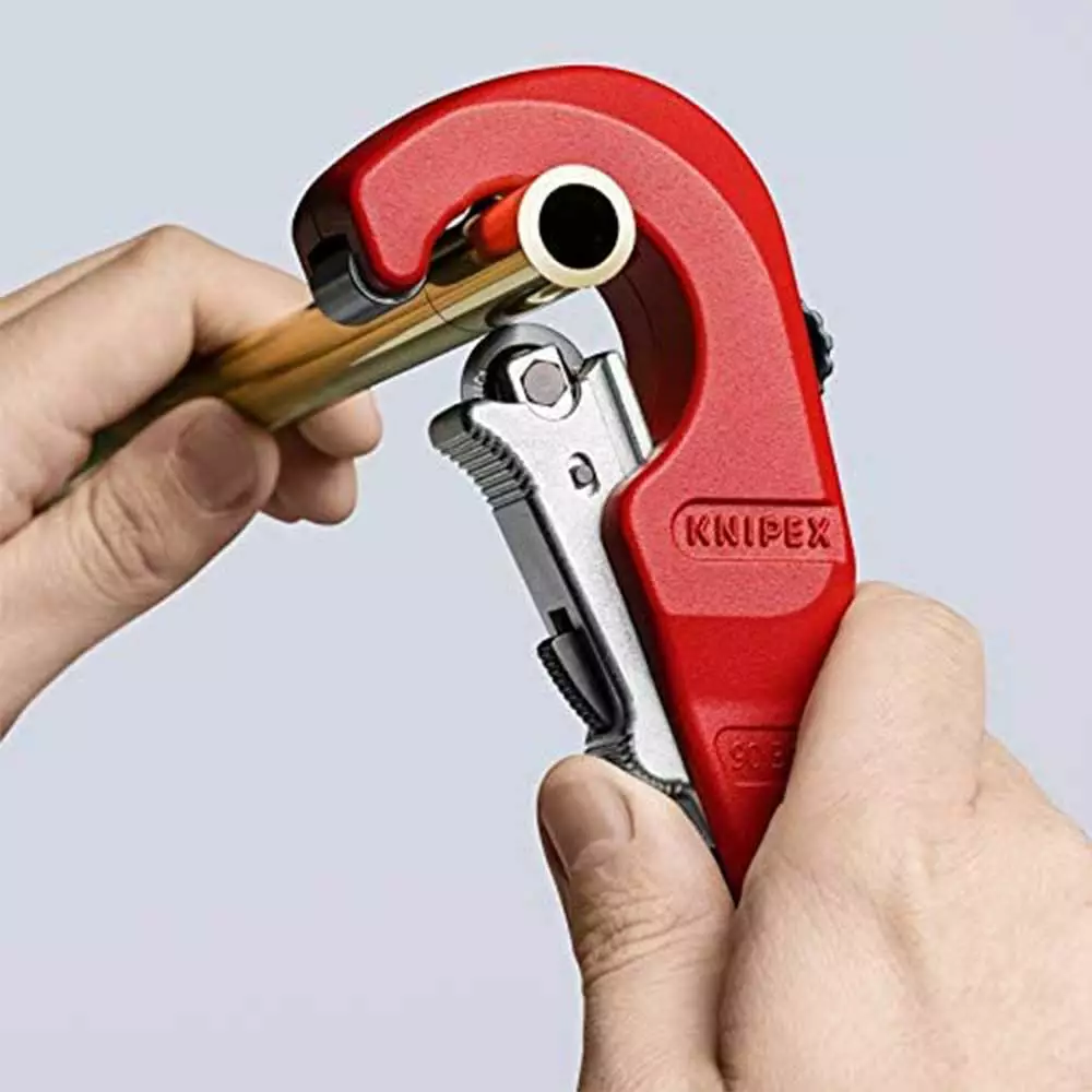 Knipex 90 31 02 SBA 7" TubiX Durable Lightweight Metal Pipe Cutter 5 Knipex 90 31 02 SBA 7" TubiX Durable Lightweight Metal Pipe Cutter