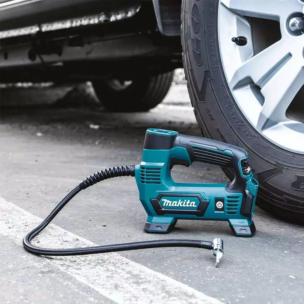 Makita MP100DZ 12 Volt CXT 120 Psi Lithium-Ion Cordless Inflator, Bare Tool 5 Makita MP100DZ 12 Volt CXT 120 Psi Lithium-Ion Cordless Inflator, Bare Tool