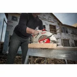 Tools & Equipment Milwaukee 2631-20 M18 18V 7-1/4-Inch Brushless Circular Saw - Bare Tool