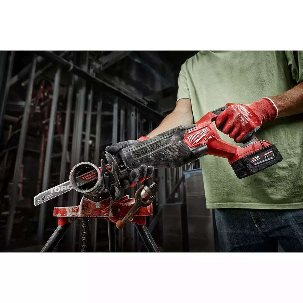 Tools & Equipment Milwaukee 2821-22 M18 FUEL 18V SAWZALL Cordless Reciprocating Saw Kit - 2/XC5.0 12 Tools & Equipment Milwaukee 2821-22 M18 FUEL 18V SAWZALL Cordless Reciprocating Saw Kit - 2/XC5.0