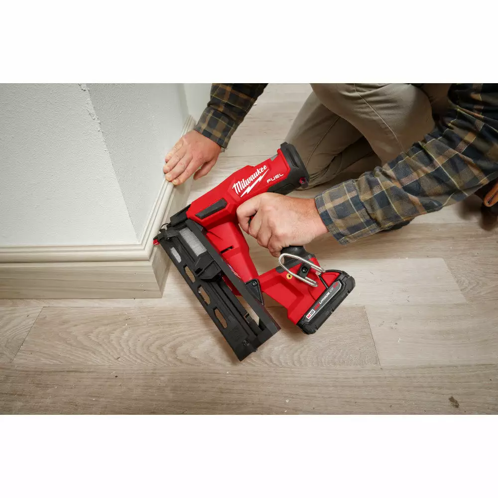 Tools & Equipment Milwaukee 2841-20 M18 FUEL Ergonomic 16 Gauge Angled Finish Nailer - Bare Tool 9 Tools & Equipment Milwaukee 2841-20 M18 FUEL Ergonomic 16 Gauge Angled Finish Nailer - Bare Tool