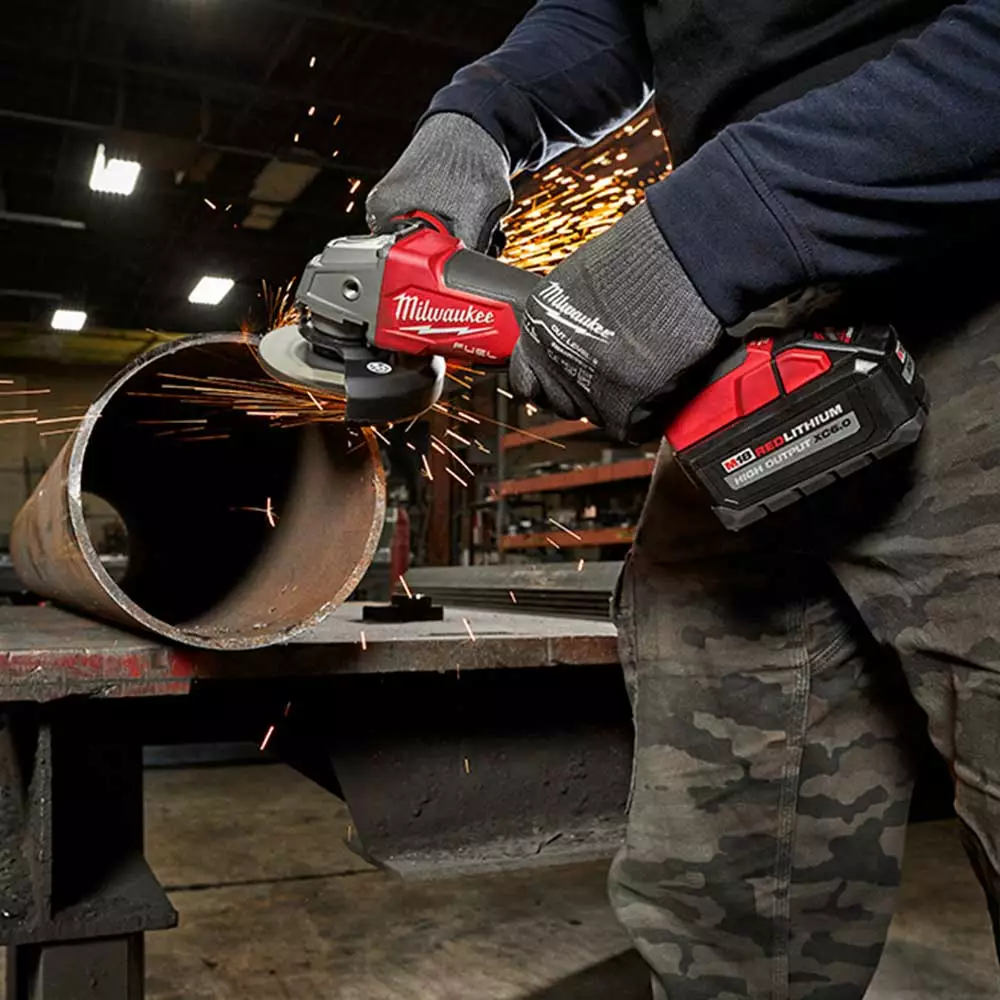 Milwaukee 2880-20 M18 FUEL 4-1/2" / 5" Grinder Paddle Switch No-Lock - Bare Tool 13 Milwaukee 2880-20 M18 FUEL 4-1/2" / 5" Grinder Paddle Switch No-Lock - Bare Tool