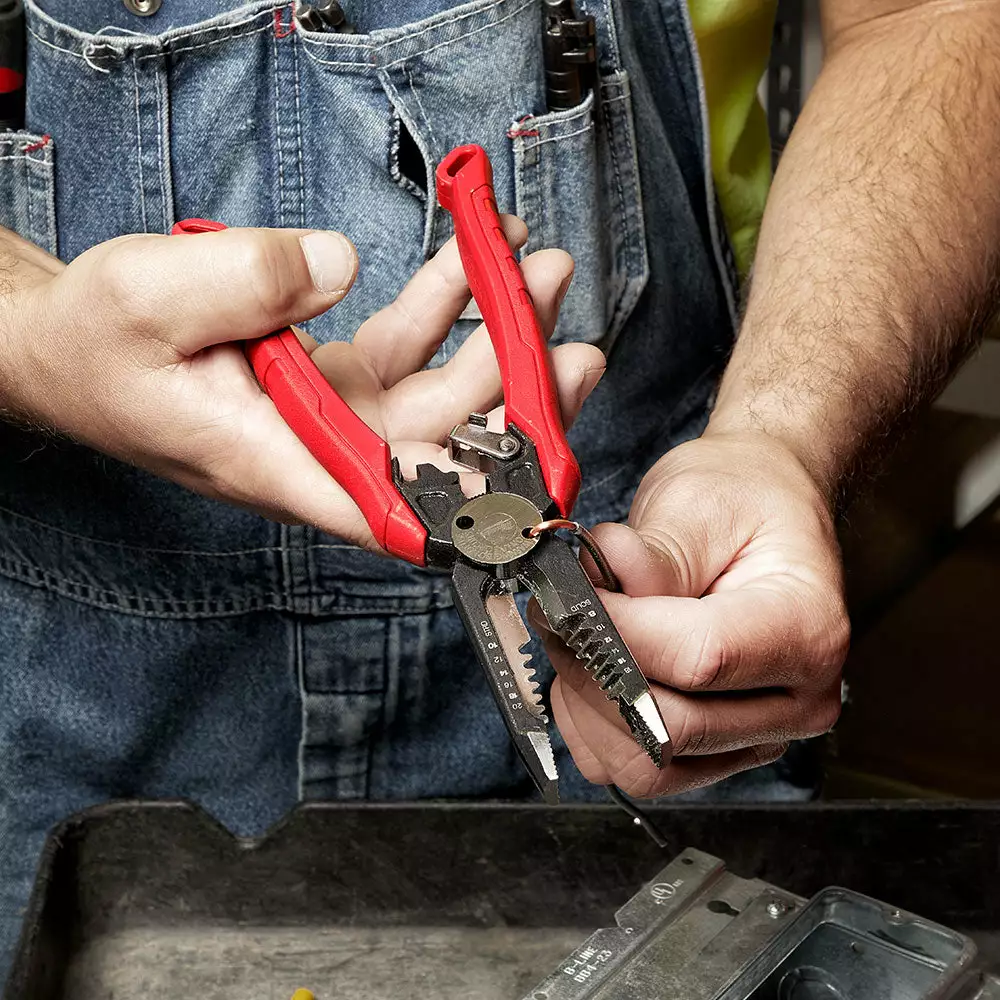 Tools & Equipment Milwaukee 48-22-3078 7 In 1 High-Leverage Electrician Combination Pliers 12 Tools & Equipment Milwaukee 48-22-3078 7 In 1 High-Leverage Electrician Combination Pliers