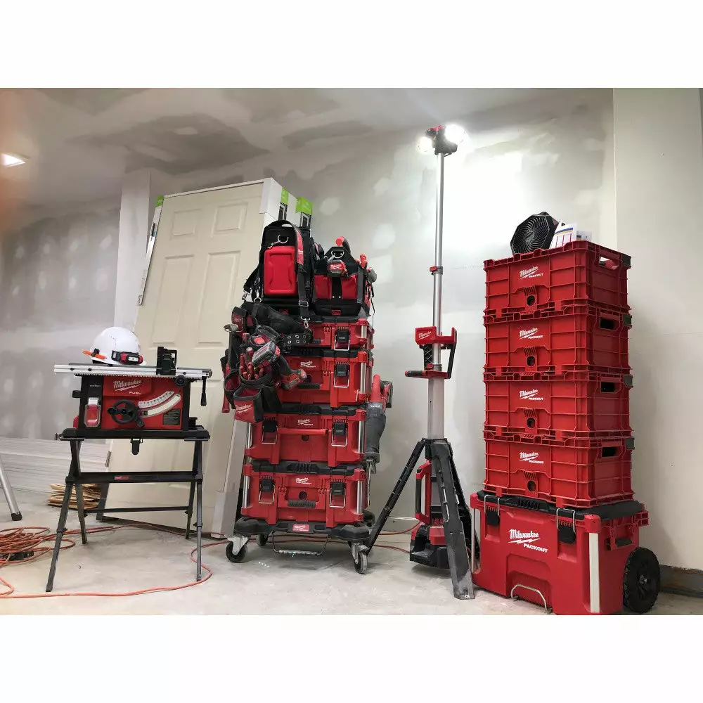 Tools & Equipment Milwaukee 48-22-8426 250-Pound Capacity Polymer Packout Rolling Tool Box 7 Tools & Equipment Milwaukee 48-22-8426 250-Pound Capacity Polymer Packout Rolling Tool Box