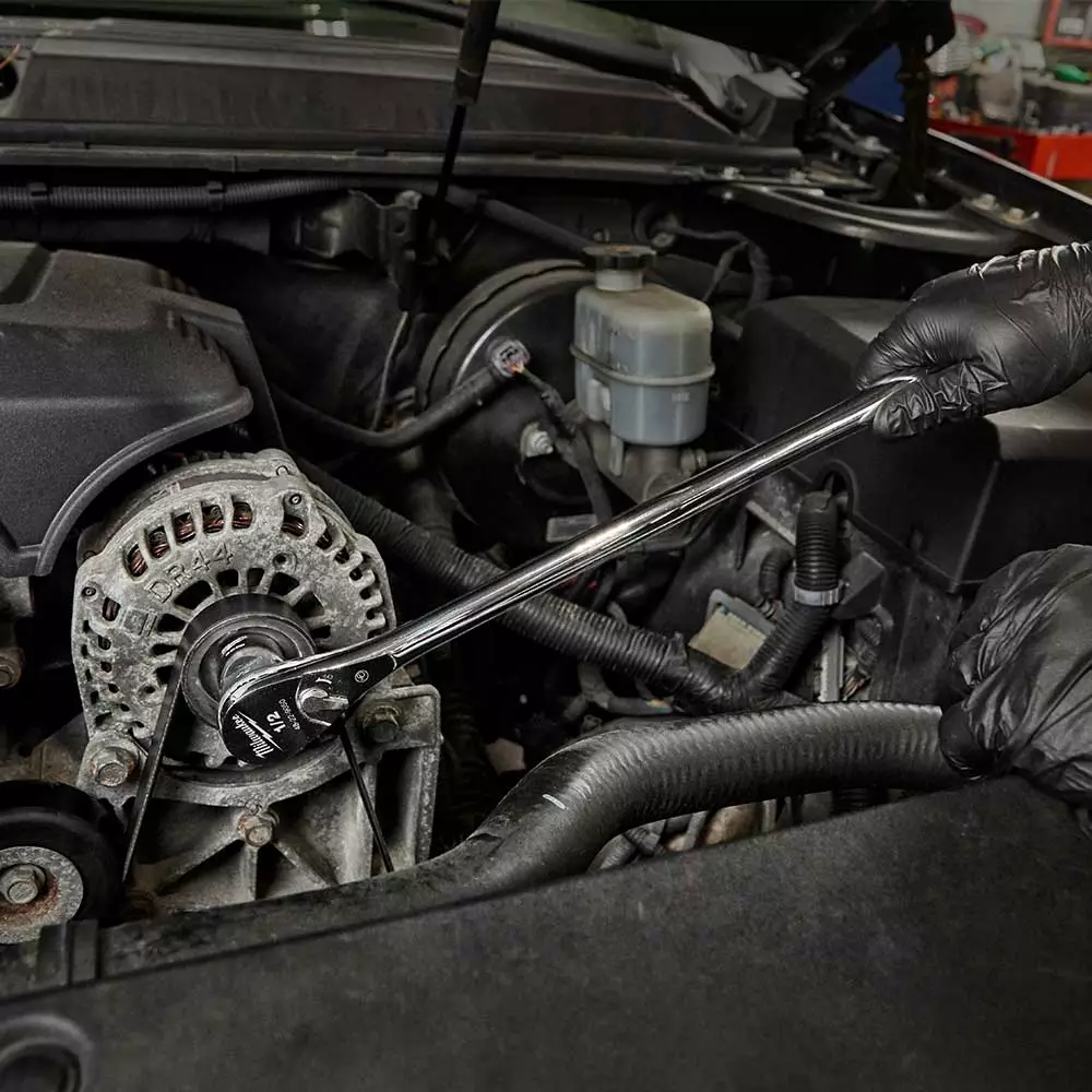 Tools & Equipment Milwaukee 48-22-9050 1/2” Drive 18” Ratchet Chrome Plated W/ Extended Handle 8 Tools & Equipment Milwaukee 48-22-9050 1/2” Drive 18” Ratchet Chrome Plated W/ Extended Handle