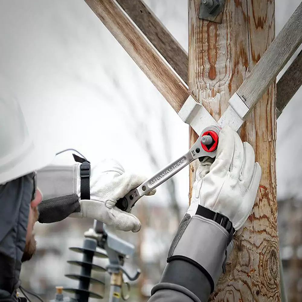 Milwaukee 48-22-9216 Lineman's 5-in-1 Ratcheting Wrench Tools & Equipment 10 Milwaukee 48-22-9216 Lineman's 5-in-1 Ratcheting Wrench Tools & Equipment