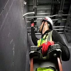 Milwaukee 48-73-1031 Full Brim Vented Hard Hat W/ BOLT Slots Type 1 Class E 10 Milwaukee 48-73-1031 Full Brim Vented Hard Hat W/ BOLT Slots Type 1 Class E