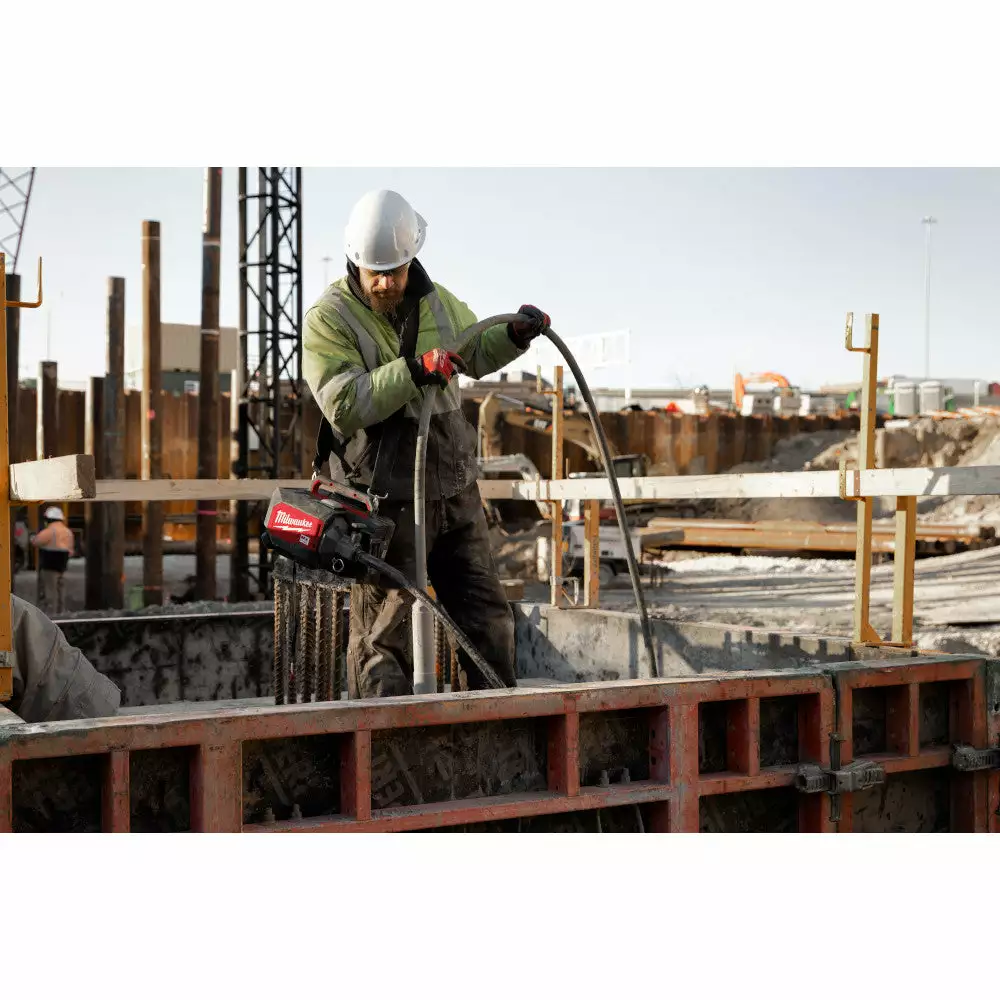 Milwaukee MXF370-2XC MX FUEL Cordless Heavy Duty Concrete Vibrator Tools & Equipment 8 Milwaukee MXF370-2XC MX FUEL Cordless Heavy Duty Concrete Vibrator Tools & Equipment