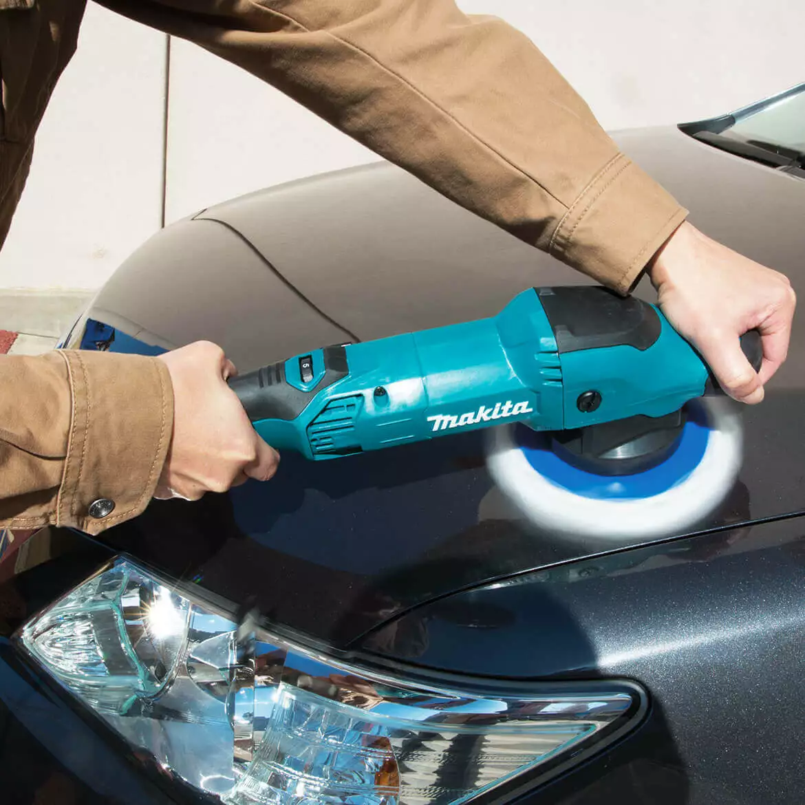 Automotive Makita PO5000CX2 5-Inch 6800-Opm Electric Dual Action Random Orbit Polisher Kit 4 Automotive Makita PO5000CX2 5-Inch 6800-Opm Electric Dual Action Random Orbit Polisher Kit