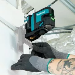 Makita SK105GDNAX 12 Volt Max 2.0 Ah CXT Cordless Green Beam Laser Kit Tools & Equipment