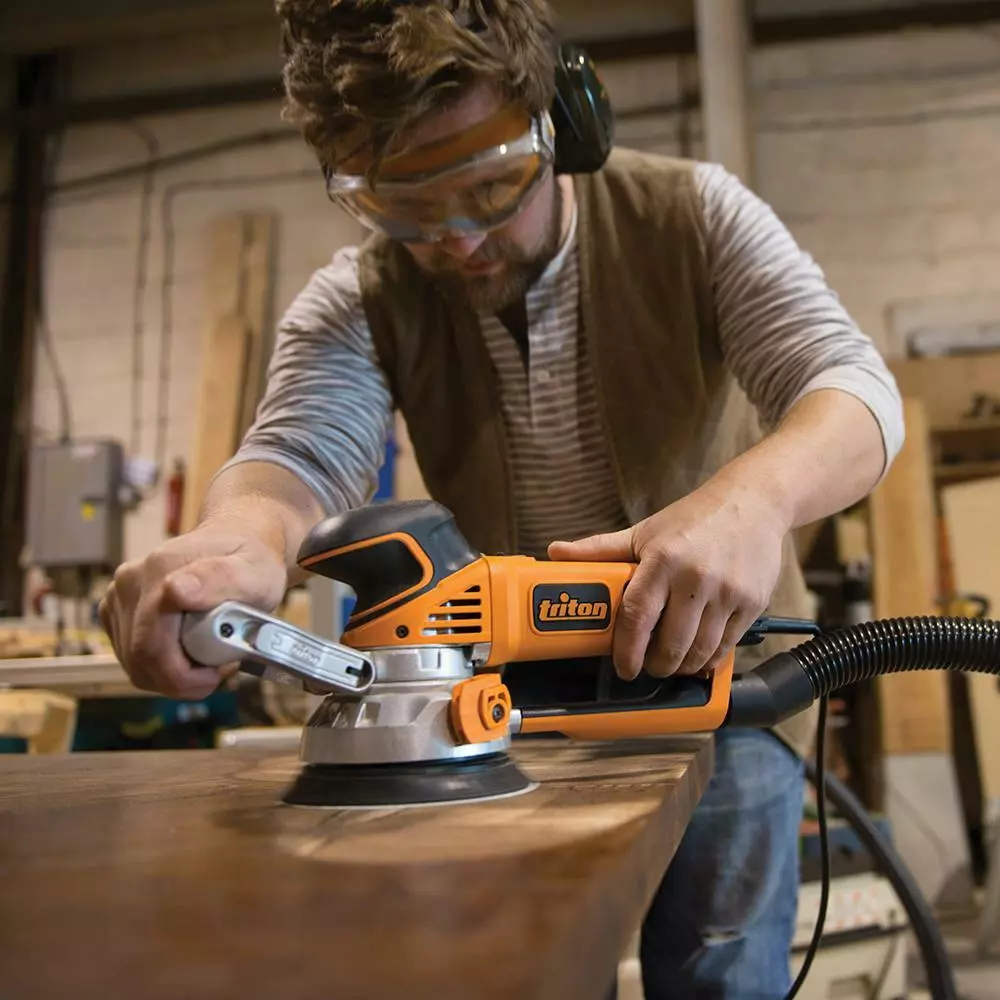 Triton TGEOS 500W 6 In Geared Orbital Sander 4 Triton TGEOS 500W 6 In Geared Orbital Sander
