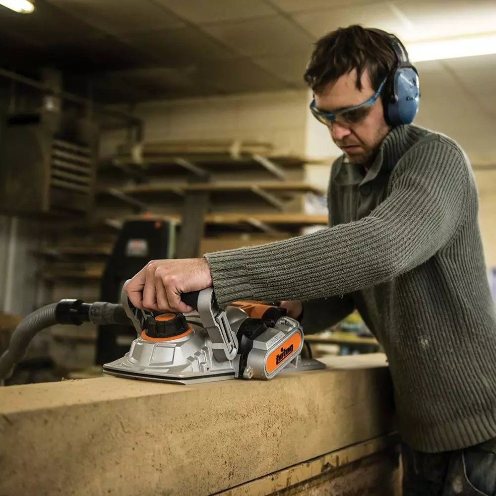 Tools & Equipment Triton TPL180 1500W 7 Inch Triple Blade Planer 5 Tools & Equipment Triton TPL180 1500W 7 Inch Triple Blade Planer