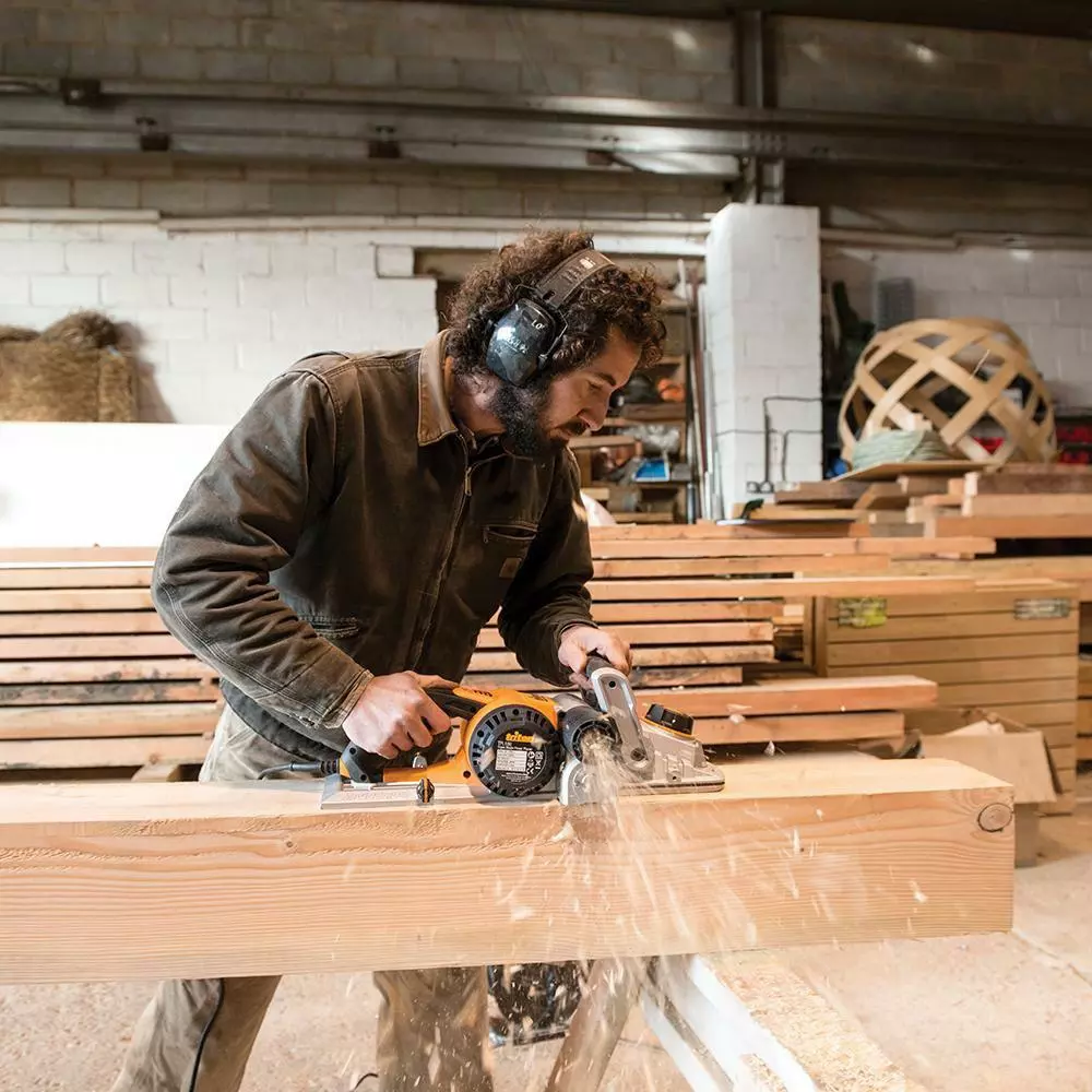 Tools & Equipment Triton TPL180 1500W 7 Inch Triple Blade Planer 7 Tools & Equipment Triton TPL180 1500W 7 Inch Triple Blade Planer