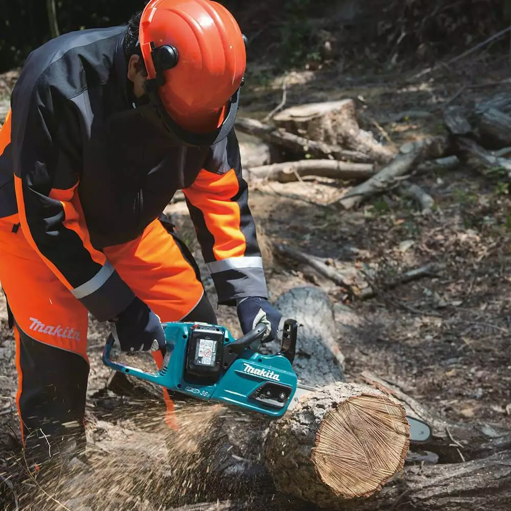 Lawn & Outdoor Power Makita XCU07PT 36 Volt X2 14 Inch 5.0Ah Cordless Chainsaw Kit W/ 2 Batteries 5 Lawn & Outdoor Power Makita XCU07PT 36 Volt X2 14 Inch 5.0Ah Cordless Chainsaw Kit W/ 2 Batteries