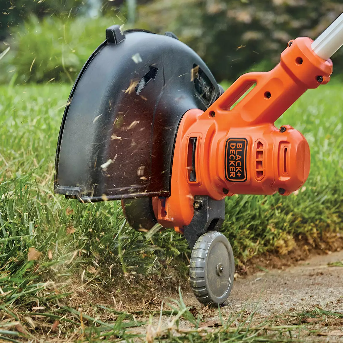 Black And Decker BESTA510 14" 6.5-Amp Automatic Feed Electric String Trimmer 7 Black And Decker BESTA510 14" 6.5-Amp Automatic Feed Electric String Trimmer