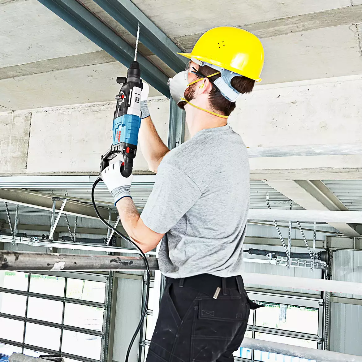 Bosch GBH2-28L 1-1/8-Inch 8.5-Amp Corded SDS-plus Xtreme Max Rotary Hammer Tools & Equipment 8 Bosch GBH2-28L 1-1/8-Inch 8.5-Amp Corded SDS-plus Xtreme Max Rotary Hammer Tools & Equipment