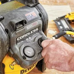 DeWALT DCC2560T1 60V MAX FLEXVOLT 2.5 Gallon Cordless Air Compressor Kit