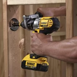 DeWALT DCD980M2 20V MAX Cordless 1/2" Premium 3-Speed Drill Driver Kit