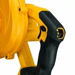 DeWALT DCE100M1 20V 100CFM Variable Speed Compact Jobsite Blower Kit
